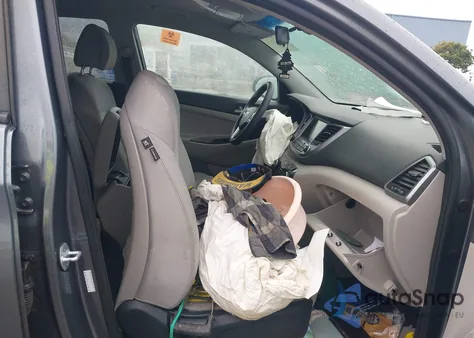 2018 Hyundai Tucson Sel z USA, uszkodzony, nr VIN KM8J33A40JU725831